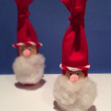 Making homemade paper roll Santa! - Sensational Learning with Penguin